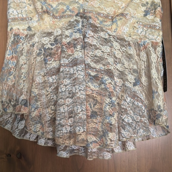 NWT Madden Girl Cream floral Mesh Blouse Womens XL Babydoll whimsy goth Fairy - Picture 5 of 15